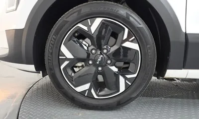 Kia Niro 2023, 82241 км, за 23500000 KRW - фото 5