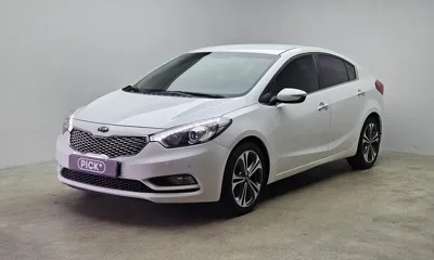 Kia K3 · 2013 год
