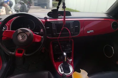 Volkswagen Beetle 2018, 95200 км, за 72887.83 CNY - фото 10