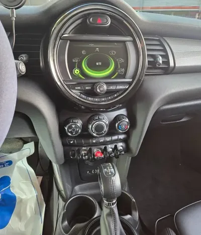 MINI Cooper 2018, 106413 км, за 7300000 KRW - фото 9