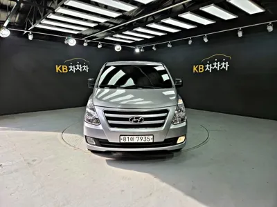 Hyundai Starex 2017, 316971 км, за 5400000 KRW