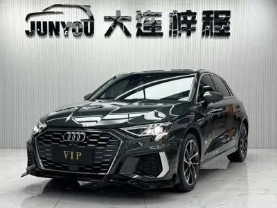 Audi A3 · 2022 год