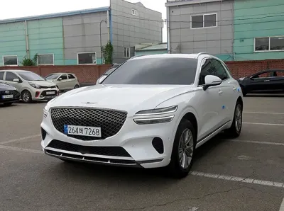 Genesis GV70 · 2023 год