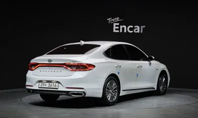 Hyundai Grandeur 2019, 56603 км, за 19800000 KRW - фото 2