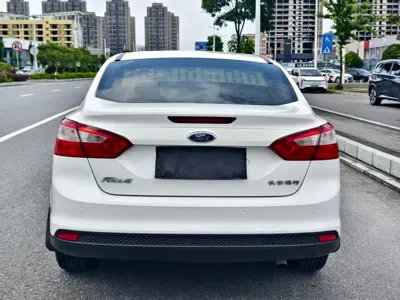 Ford Focus 2014, 130000 км, за 18800 CNY - фото 5