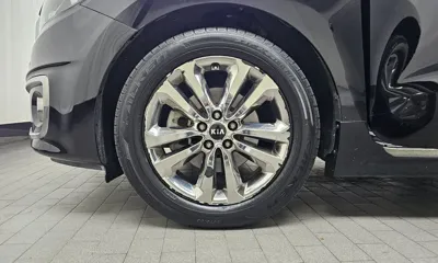 Kia Canival 2015, 193725 км, за 8800000 KRW - фото 5
