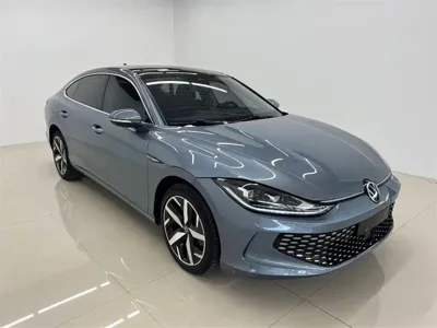 Volkswagen Lamando 2023, 41000 км, за 118800 CNY