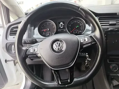 Volkswagen Golf 2019, 73400 км, за 55800 CNY - фото 3