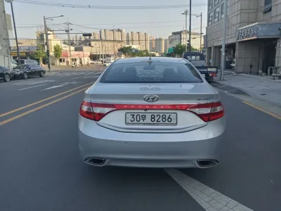 Hyundai Grandeur 2012, 137500 км, за 5700000 KRW - фото 2