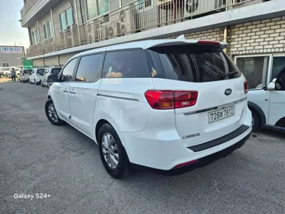 Kia Canival 2020, 115387 км, за 11000000 KRW