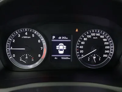 Hyundai Sonata 2018, 150589 км, за 8000000 KRW - фото 8