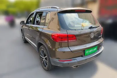 Volkswagen Tiguan 2015, 54100 км, за 53601.99 CNY