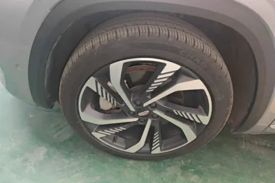 Geely Auto Monjaro L 2021, 68200 км, за 99087.2 CNY