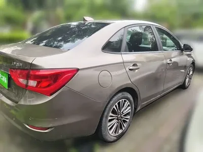 Buick Excelle 2017, 135200 км, за 24000 CNY