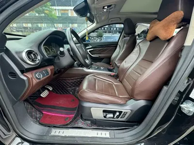 WEY Wey VV7 2018, 80000 км, за 35800 CNY