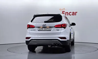 Hyundai Santafe 2016, 119668 км, за 13500000 KRW