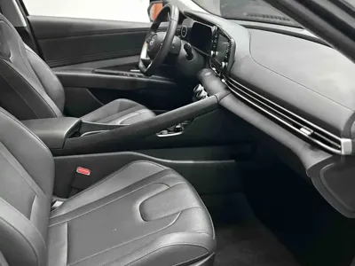 Hyundai Elantra 2024, 29000 км, за 75800 CNY - фото 16