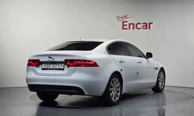 Jaguar XE 2016, 66247 км, за 8900000 KRW