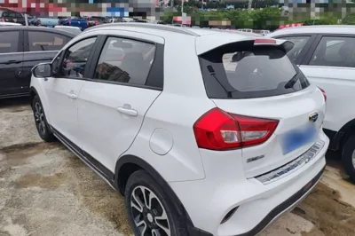 Geely Auto Vision X3 2017, 61500 км, за 36976.24 CNY