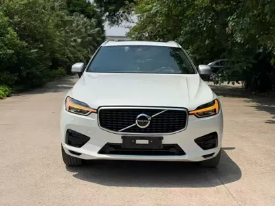 Volvo XC60 2018, 68000 км, за 89600 CNY