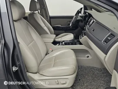 Kia Canival 2016, 152087 км, за 10200000 KRW - фото 10