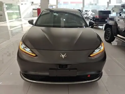 Arcfox Alpha S 2023, 36400 км, за 110900 CNY
