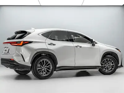 Lexus NX 2023, 41000 км, за 173800 CNY - фото 5