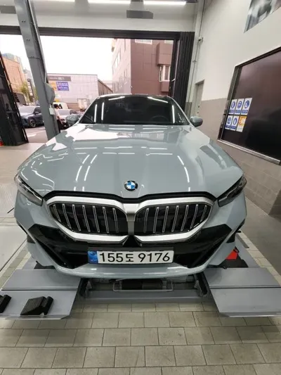 BMW 5-Series · 2025 год
