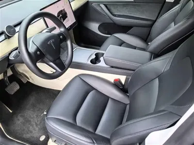 Tesla Model Y 2022, 78000 км, за 149800 CNY - фото 4