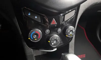 ChevroletGMDaewoo Aveo 2015, 187781 км, за 2400000 KRW - фото 19