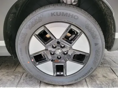 Hyundai Santafe 2025, 3300 км, за 25560000 KRW - фото 5