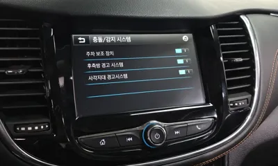 ChevroletGMDaewoo Trax 2017, 119497 км, за 8000000 KRW - фото 15