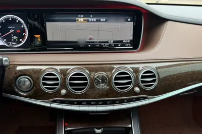 Mercedes-Benz S-Class 2017, 109800 км, за 253739.39 CNY - фото 32