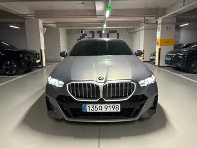 BMW 5-Series 2025, 7800 км, за 61340000 KRW