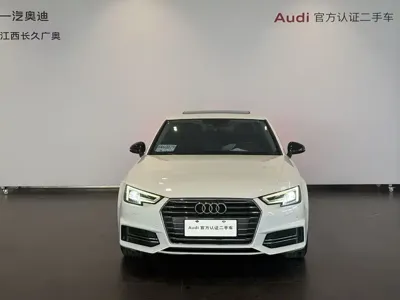 Audi A4L 2019, 69000 км, за 92000 CNY