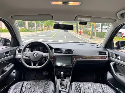 Volkswagen Lavida 2017, 100000 км, за 28800 CNY - фото 11