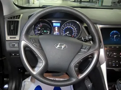 Hyundai Sonata 2014, 44218 км, за 7100000 KRW - фото 8