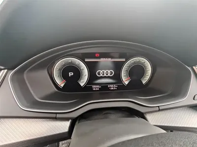Audi Q5L 2024, 18900 км, за 205799 CNY - фото 6