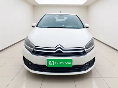 Citroen C4 2016, 111100 км, за 18500 CNY