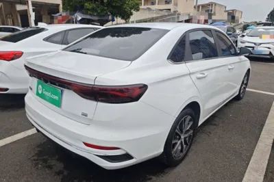 Geely Auto Emgrand 2022, 84500 км, за 55015.97 CNY - фото 6