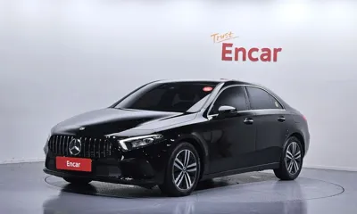 Mercedes-Benz A-Class · 2023 год