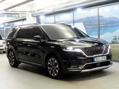 Kia Canival · 2021 год