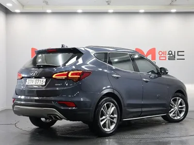 Hyundai Santafe 2016, 106431 км, за 9500000 KRW
