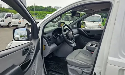 Hyundai Starex 2017, 192625 км, за 8500000 KRW - фото 10