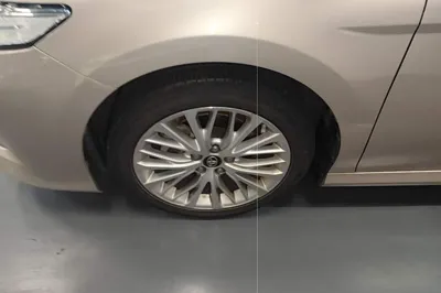 Toyota Camry 2019, 80900 км, за 95389.1 CNY - фото 10