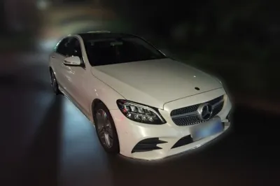 Mercedes-Benz C-Class 2020, 100300 км, за 110030.45 CNY