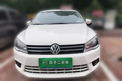Volkswagen Jetta 2015, 69500 км, за 24003.63 CNY - фото 2