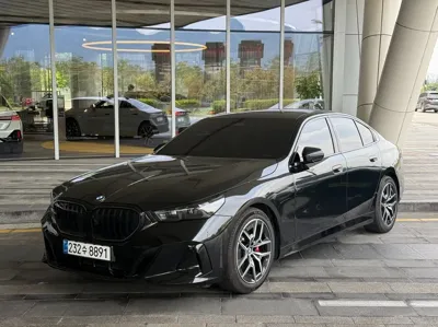 BMW 5-Series · 2026 год