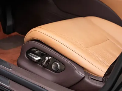 Lexus LS 2019, 145000 км, за 229600 CNY - фото 20