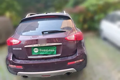 Infiniti QX50 2015, 84700 км, за 70038.48 CNY
